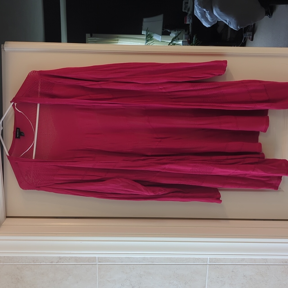 Torrid sz 3 pink long cardigan